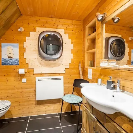 Chez Malou Hugo Apartment Saint-Gingolph